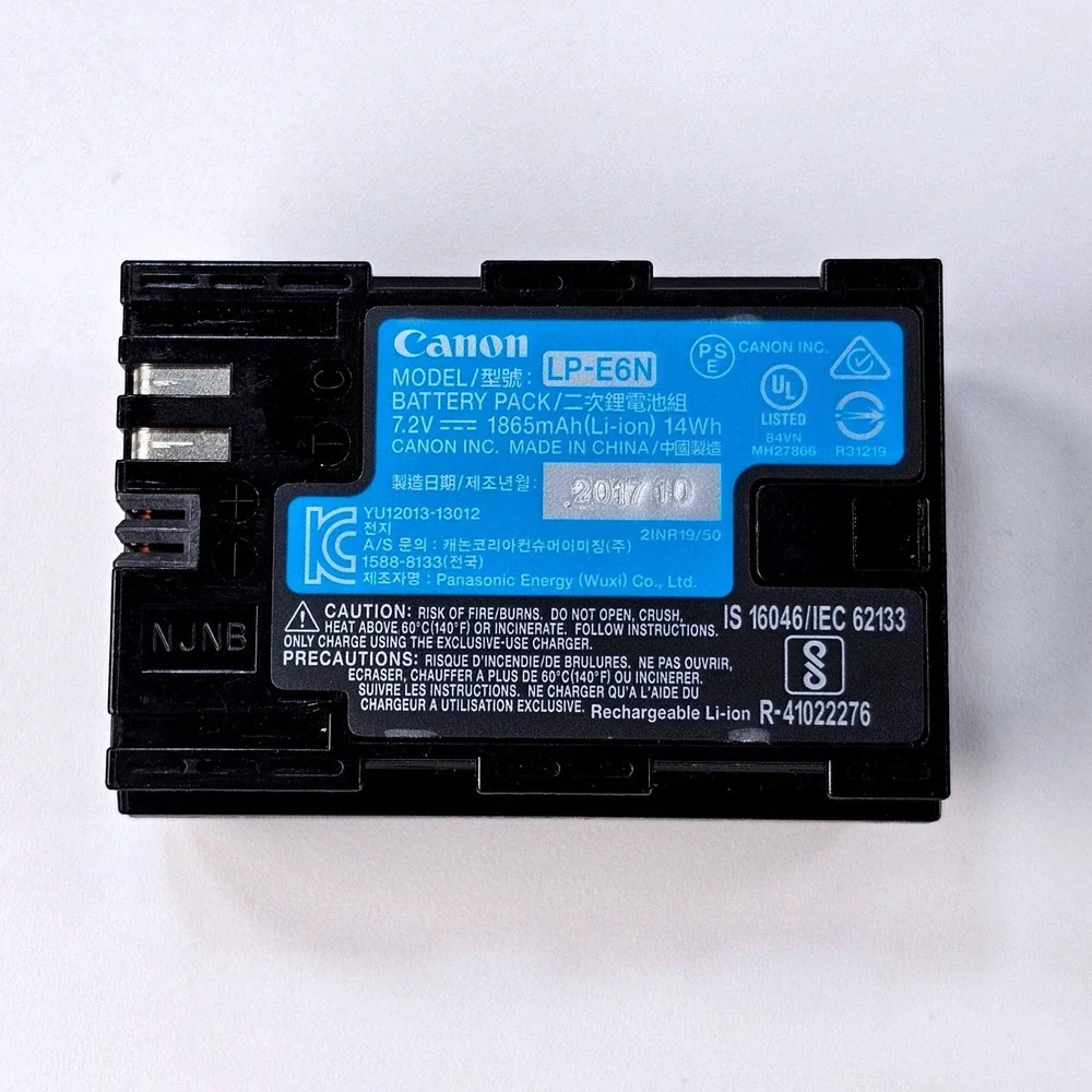 Canon LP-E6N Rechargeable Lithium-Ion Battery Pack 7.2V 1865mAh 14Wh Black